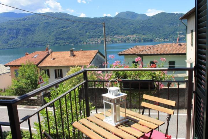 In Centro Ca' Leandro Vista Lago ليرنا المظهر الخارجي الصورة